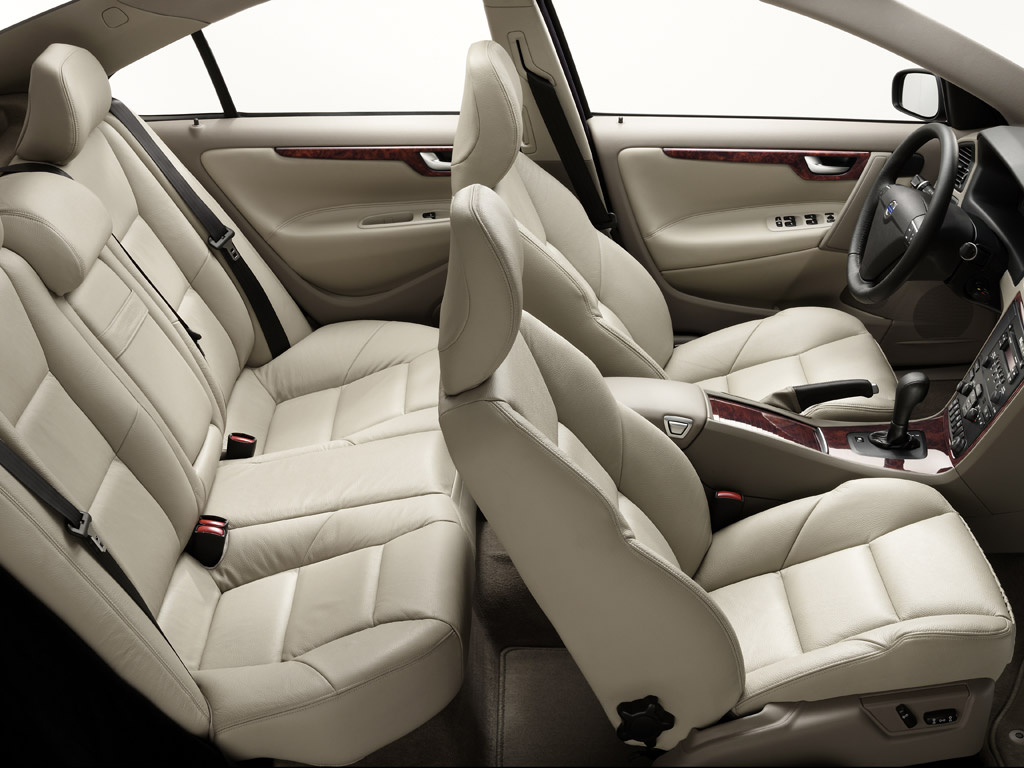 Чистый салон Volvo