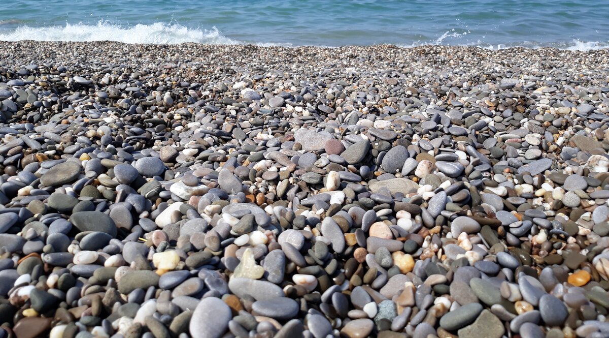 Западный берег Крыма. Море - одна из причин переезда.