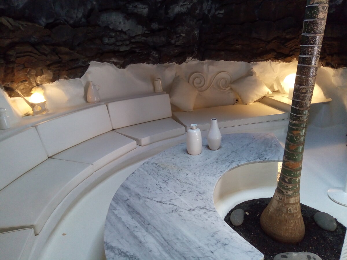 Пример одной из комнат для отдыха. Тут так можно назвать каждую комнату)