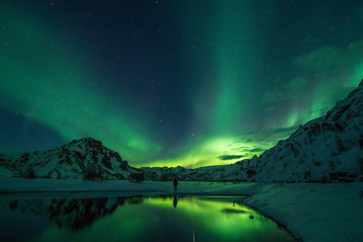 Aurora Borealis, или «Северное сияние» — магическое сияние на небе. Финляндия – это как раз то место, где можно получить незабываемые впечатления от зрелища магических движений в небе.