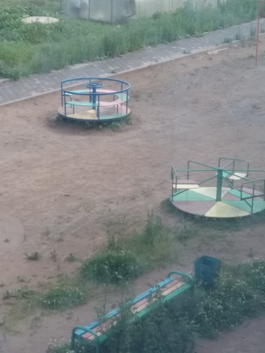 Карусели из детства