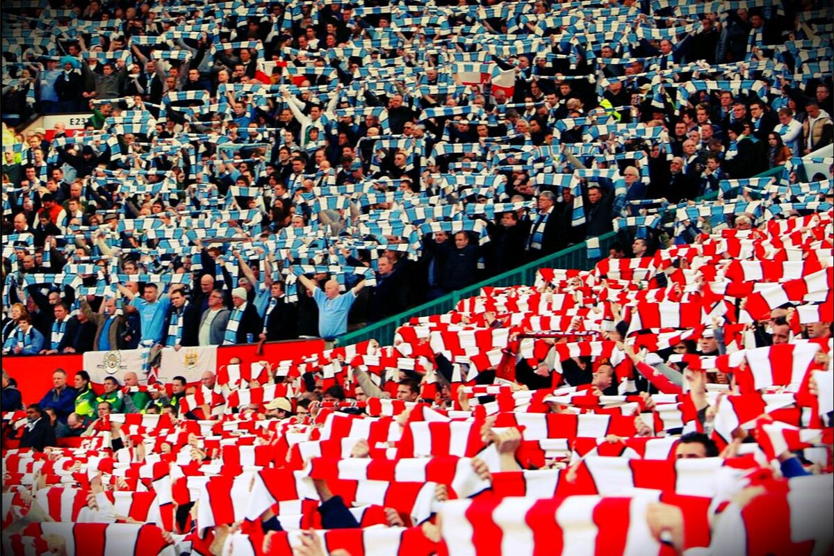 Манчестерские болельщики.