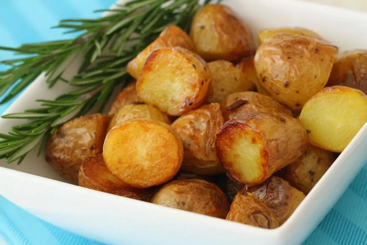 Проверяем кулинарную хитрость «от Гордона Рамзи» про золотистую картошку с корочкой