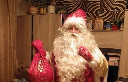 Максим Павлов в образе Деда Мороза. Фото из его личного архива.