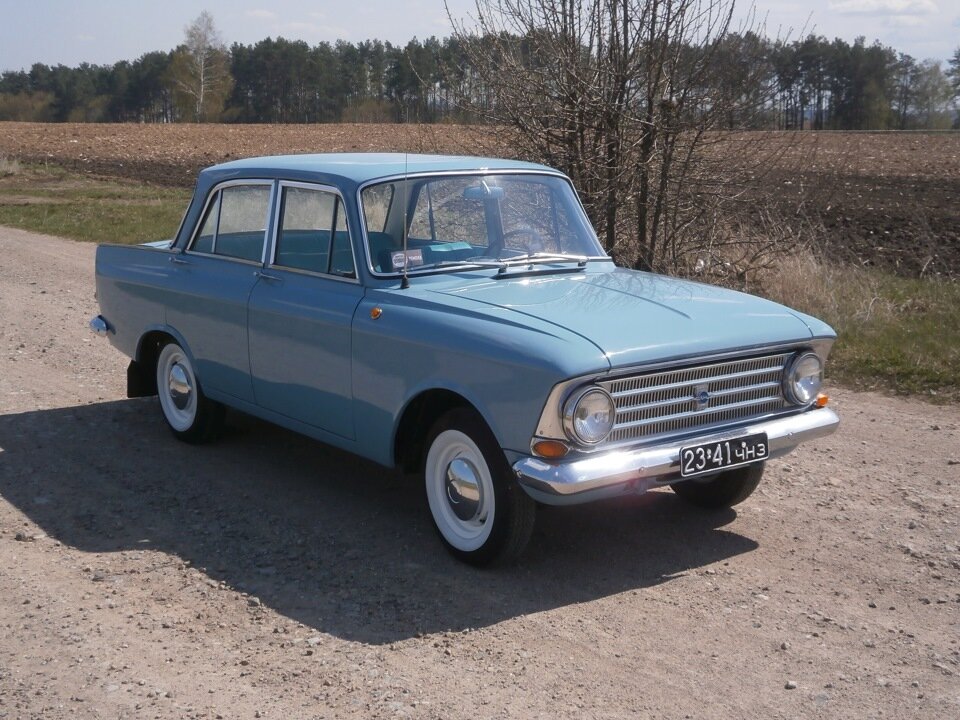 Из Яндекса. Вот примерно на таком я и ездил, конечно малость побитом. 