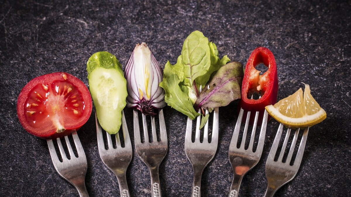 Я не ем мясо и рыбу, но употребляю молочку и яйца