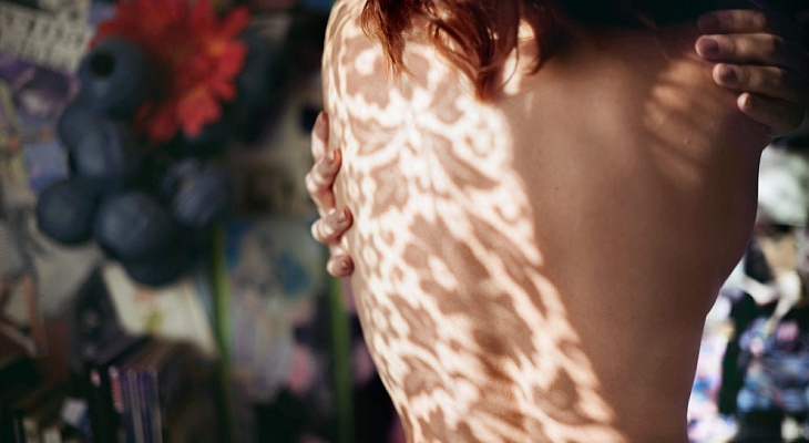 Давайте нарисуем портрет "прекрасной" незнакомки, сознательно лишившей себя плотских радостей.