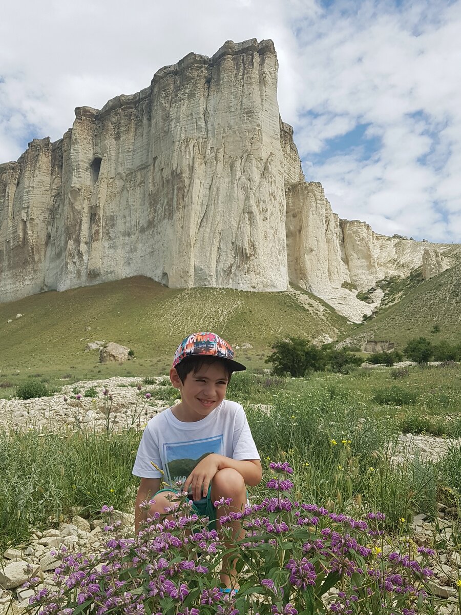 Вид на Белую скалу