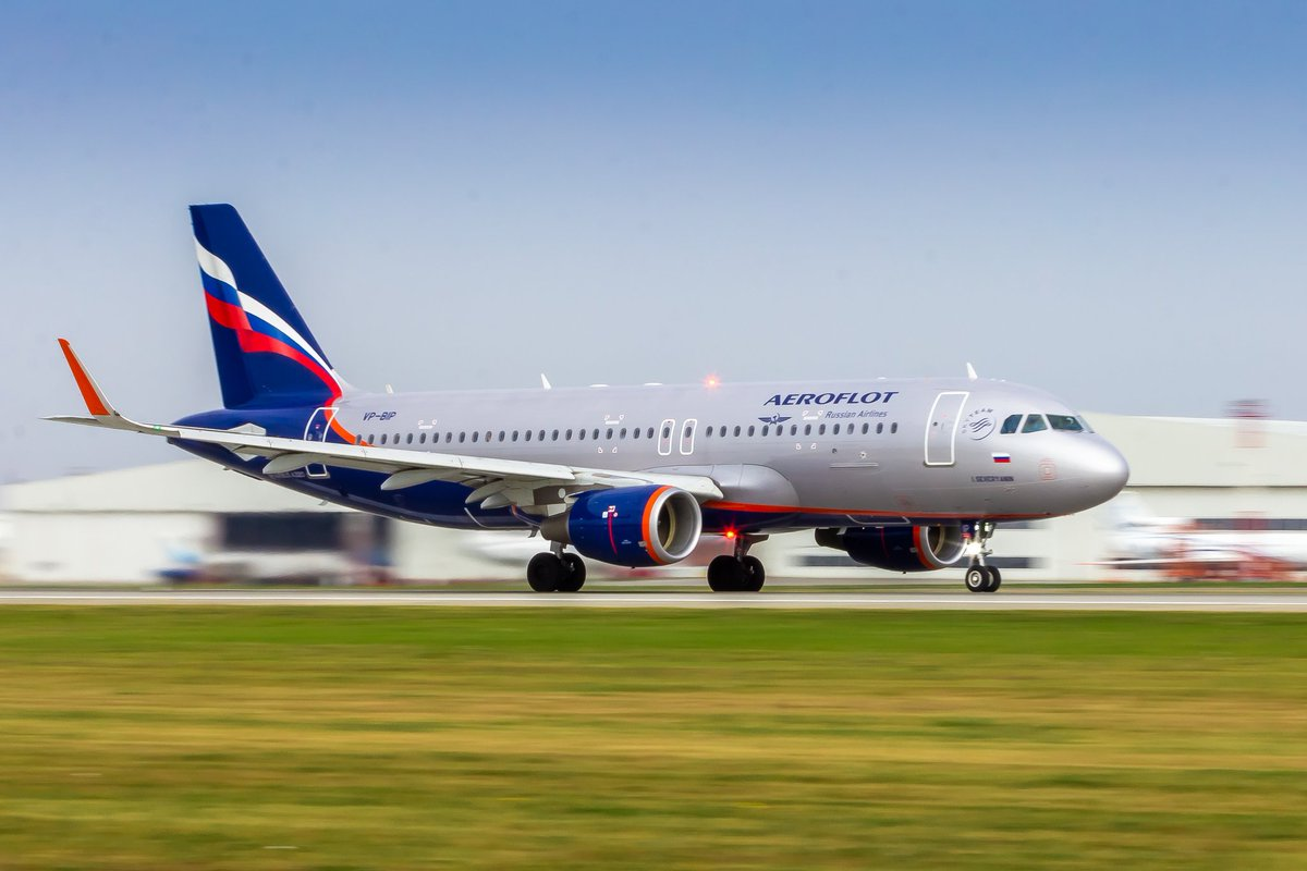 Самолет аэрофлот 320. Airbus a320. Самолёт Airbus a320 Аэрофлот. А320 Аэрофлот. А320 Аэрофлот Шереметьево.