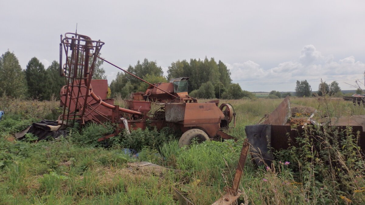 восстановил колхоз. колхоз здание. советская спецтехника автомобильная. заброшенный совхоз. колхозы после войны.