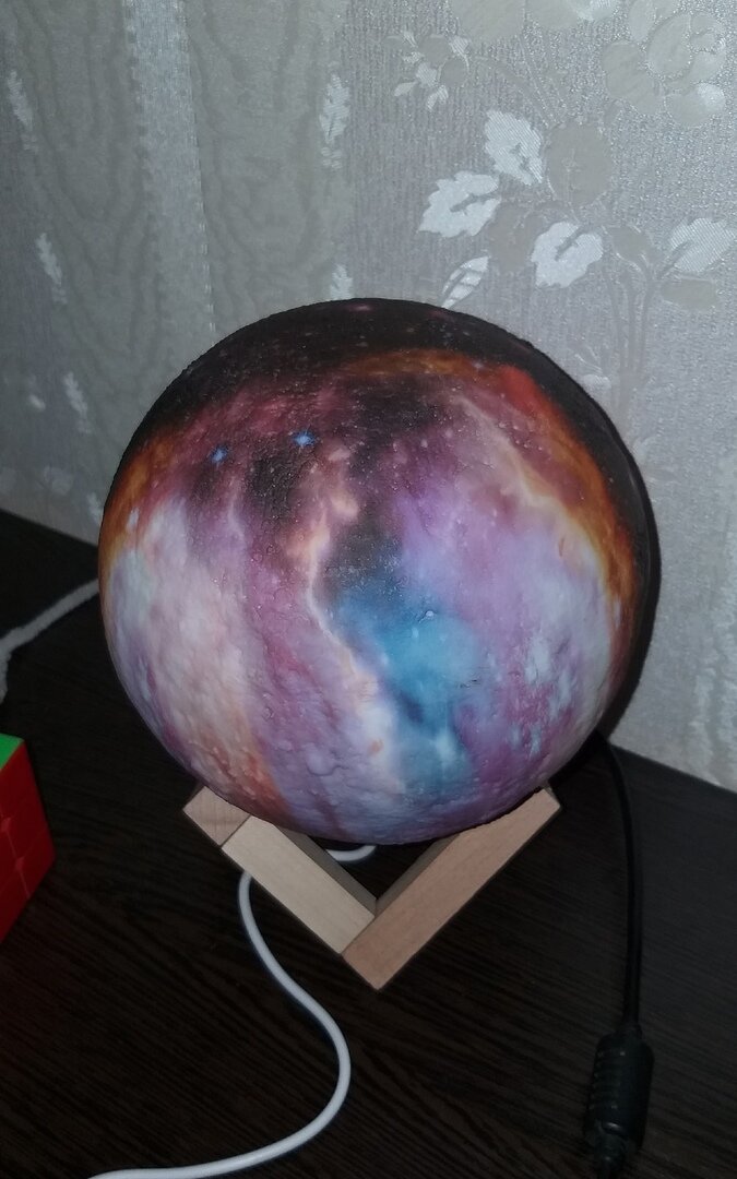 Вот так она выглядит в выключенном состоянии