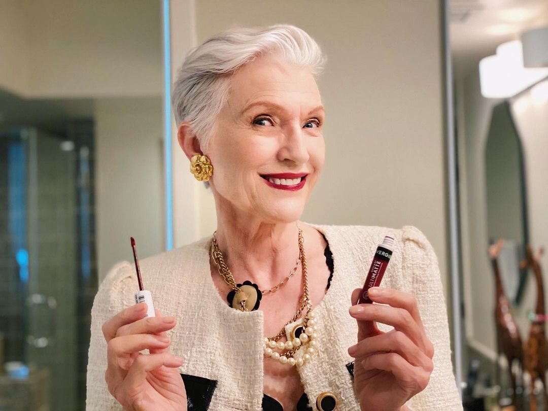 https://www.instagram.com/mayemusk/