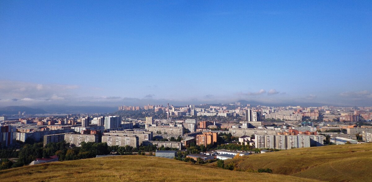 Вид на город Красноярск с Караульной горы 
