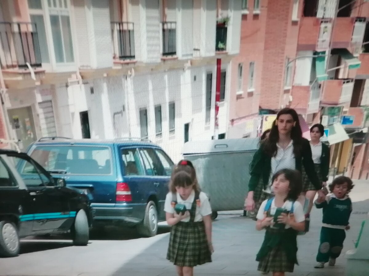 Кадр из фильма "Уиджи: Проклятие Вероники" (2017)