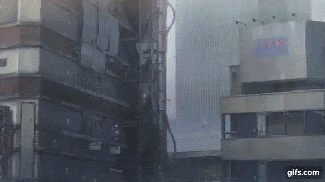 Кадры из аниме (дождитесь пока GIF прогрузится)