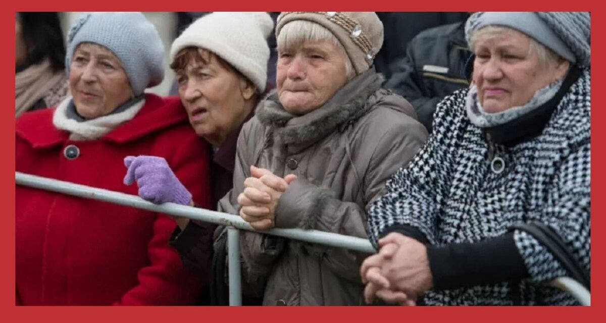 Пенсионеры инвалиды 1 группы. Пенсионеры пенсия. Известные пенсионеры России. Поднятие пенсии. Пенсионерский Возраст для женщин.