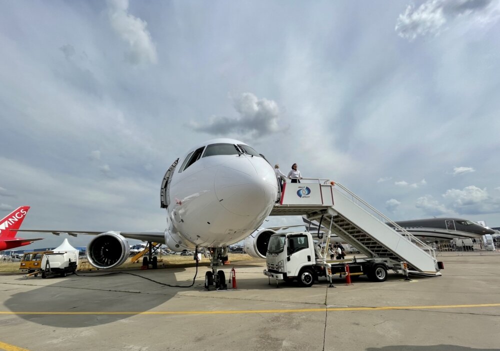 Ростех гордится большим салоном МС-21. Фото: Sumit Singh - Simple Flying 