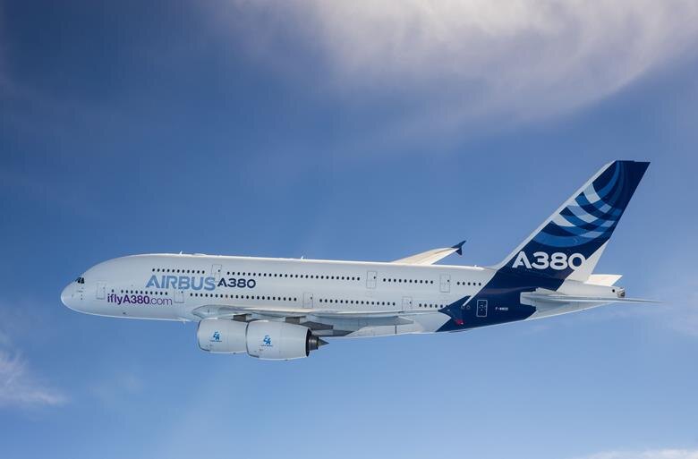 А380 увидел небо через несколько лет после 11 сентября, но сигналы о закате четырехмоторных самолетов уже начали поступать. Фото: Airbus 