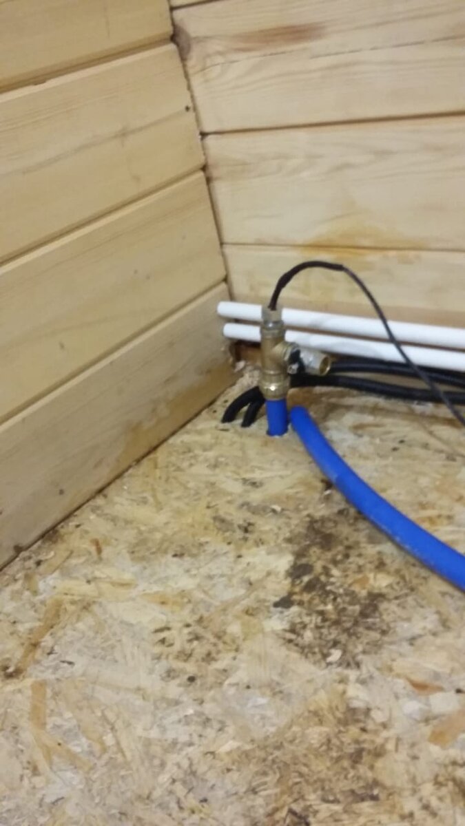 Классическая схема обогрева воды на входе в дом 