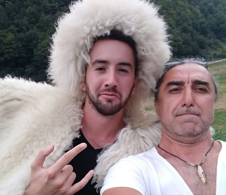 Эмиль вырос в традиционной кавказской семье