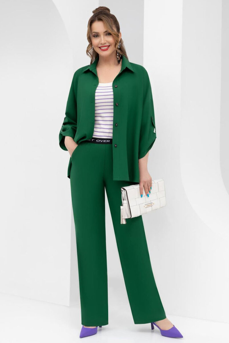 Костюм с жакетом и сборкой на рукаве 1390 руб