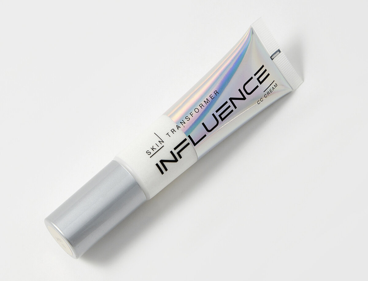 На фото INFLUENCE BEAUTY skin transformer