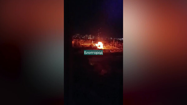 В Сеть выложили момент попадания ракеты ВСУ по ТЭЦ в Белгороде. Видео © t.me / Блэтгород