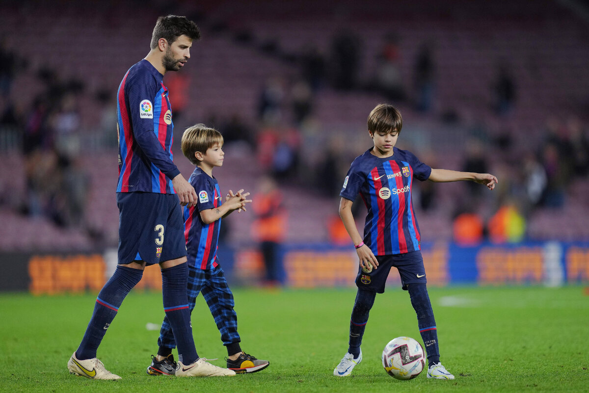 Жерар Пике с сыновьями