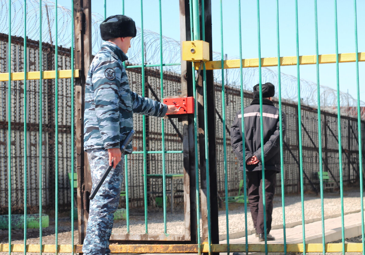 Теперь выйти из колонии можно досрочно. Фото: Виктория Минаева. 