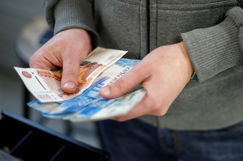     В этот день народные приметы не советуют давать в долг / Вадим Боченков