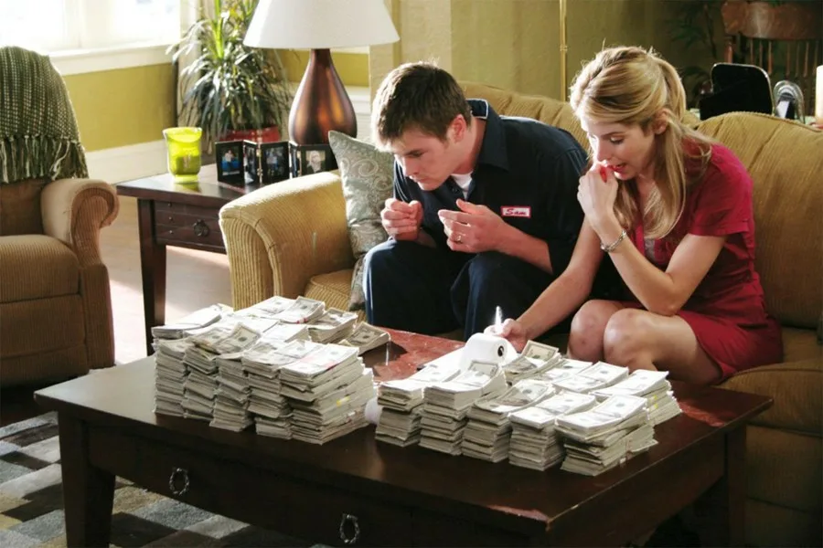 Допустим, у вас нет конкретных финансовых целей и вы не составили бюджет. Каждый месяц вы произвольно тратите деньги без планирования или отслеживания, на что идут ваши доходы. В результате, вы можете оказаться в ситуации, когда деньги исчезают быстрее, чем вы ожидали, и вы не знаете, как эффективно управлять своими финансами.

