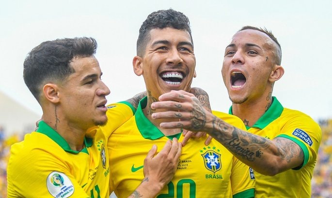 В заключительном туре бразильцы разгромили Перу 5:0