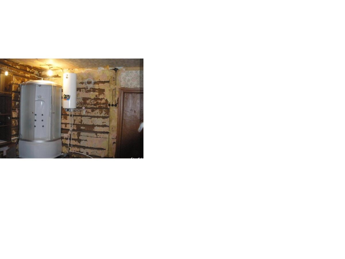 Бомжатник -бомжатником , и душевая кабинка смотрится как прыщ на лбу . :-)