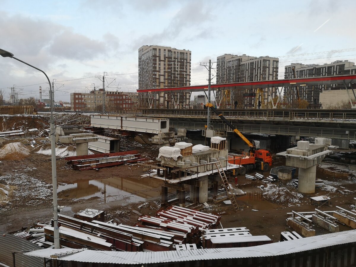 Очень уж долго строят выход из метро и соединение МЦК и Диаметрами