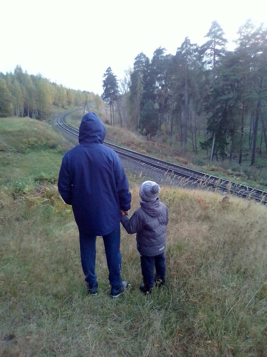 Егорка изменил Сашку в лучшую сторону.  Наш папка научился быть в ответе не только за себя...