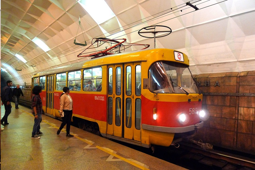 Откуда ездит. Волгоградский скоростной трамвай метротрам. Волгоградский подземный трамвай. Подземный скоростной трамвай Волгоград. Трамваи метротрам Волгограда.