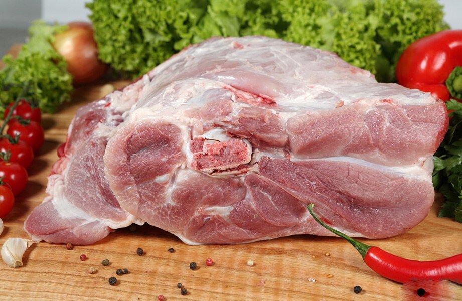 Съедобен даже пятачок: правила приготовления различных частей свинины