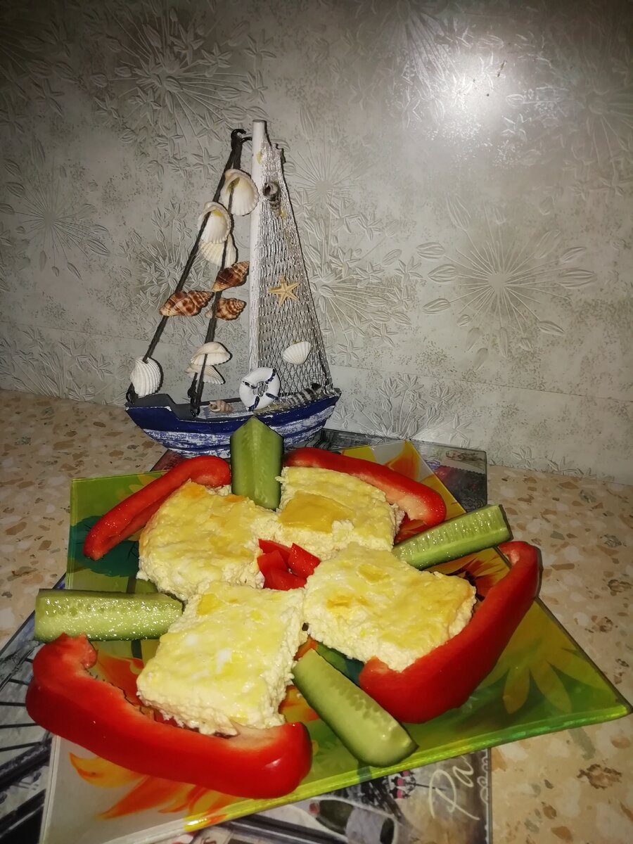 Вес 325 гр. Ккал 283,5, БЖУ 20,5/18,2/9.5