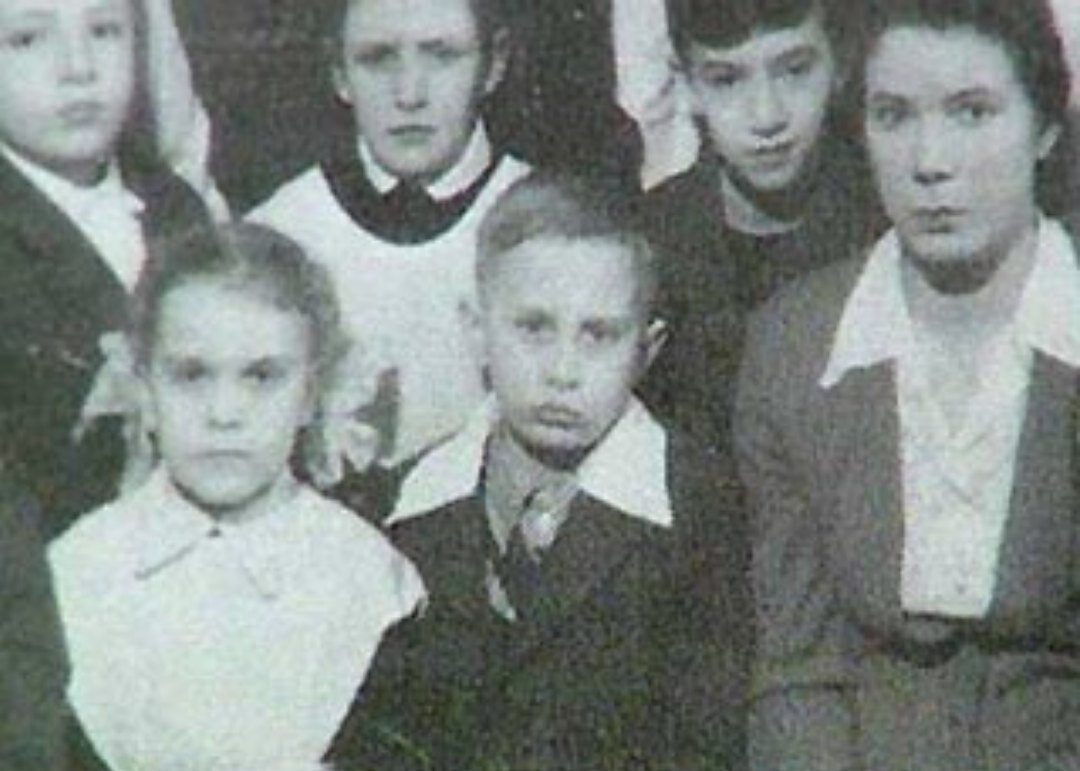 Фото владимир путин в детстве фото