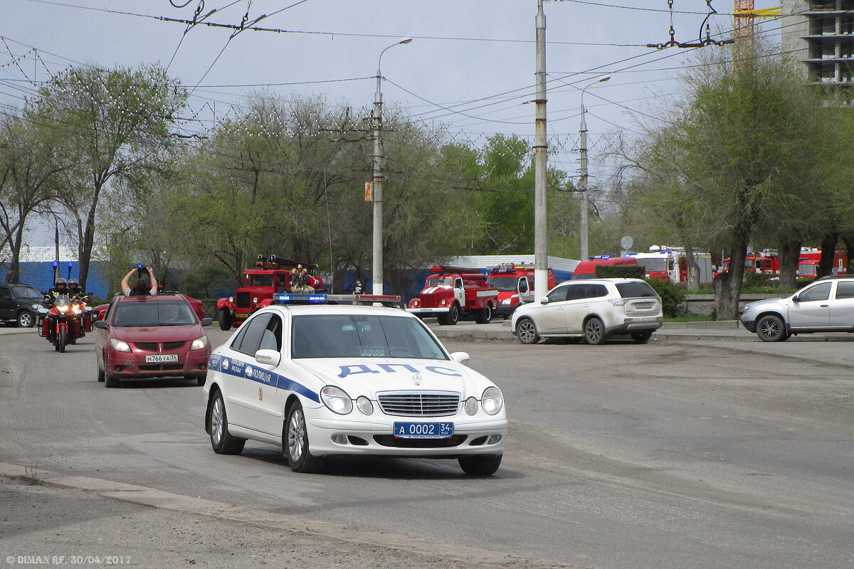 Mercedes-Benz E350 4MATIC