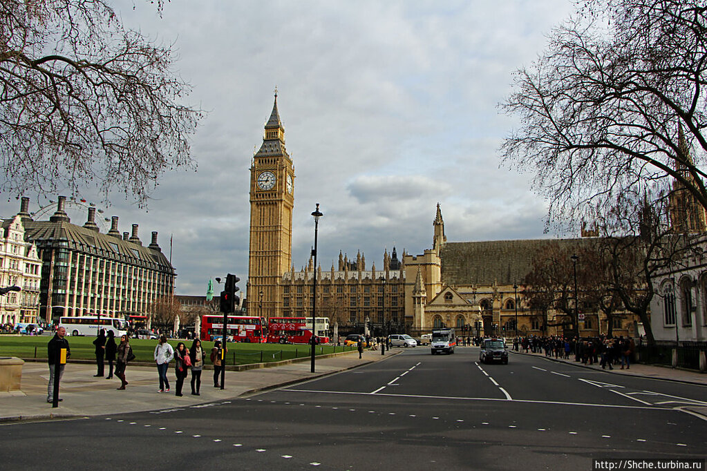 Площадь великобритании. Площадь парламента в Лондоне. Главная площадь Британии. Биг Бен площадь. Парламентский сквер в Лондоне.