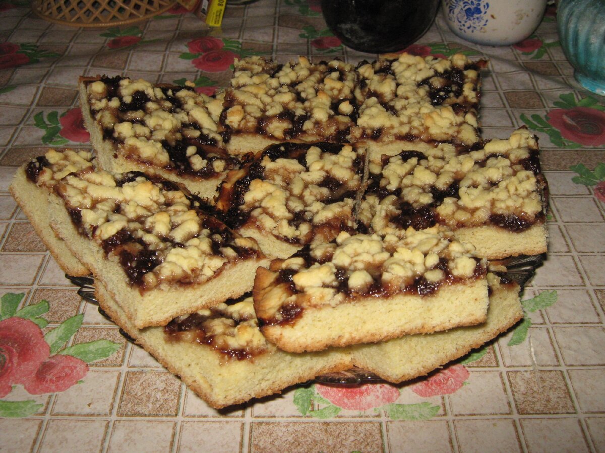 Пышное и хрустящее песочное печенье готово
