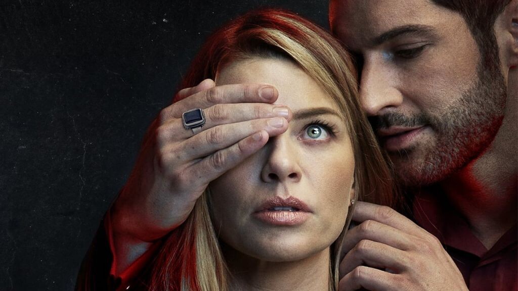 «Еще в мае прошлого года сериал подвергся критике со стороны американских моралистов, требующих бойкотировать производство и просмотр шоу, показывающего дьявола с хорошей стороны