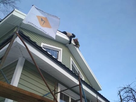 Плотники за работой