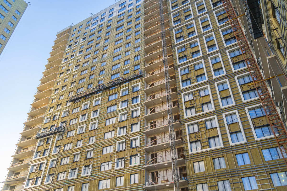 Фото со строительной площадки ЖК "Любовь и голуби". Март 2022 г. 