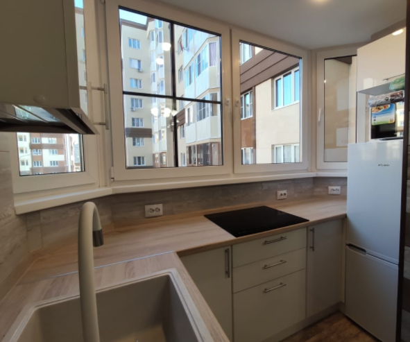 Перенос кухни на лоджию