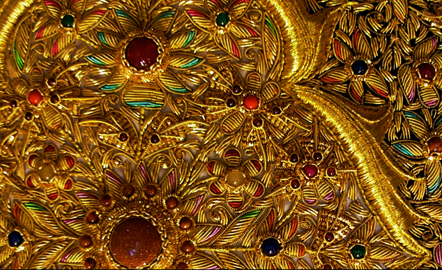 Вышивка "зардози"