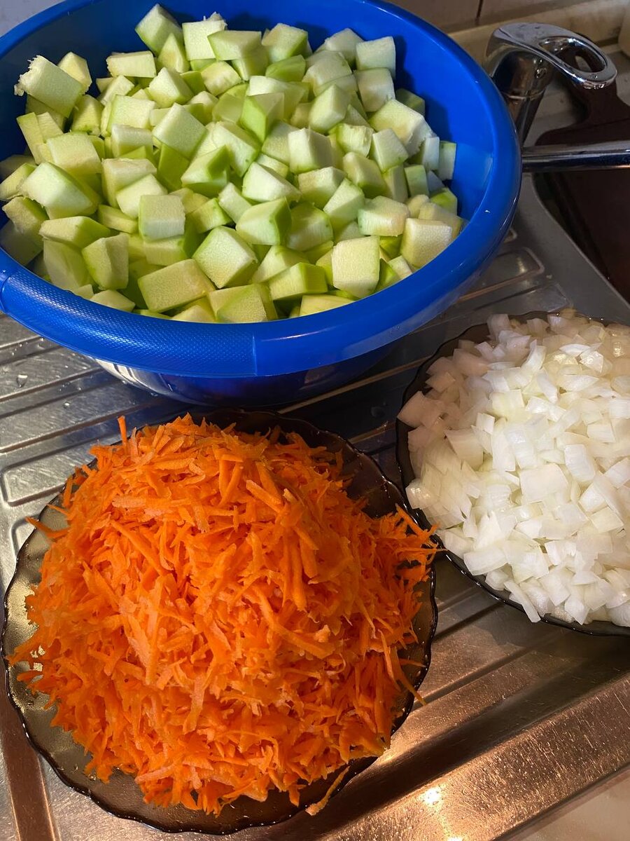 Кабачковая икра: рецепт вкусного блюда из детства от фудблогера Дарьи Близнюк