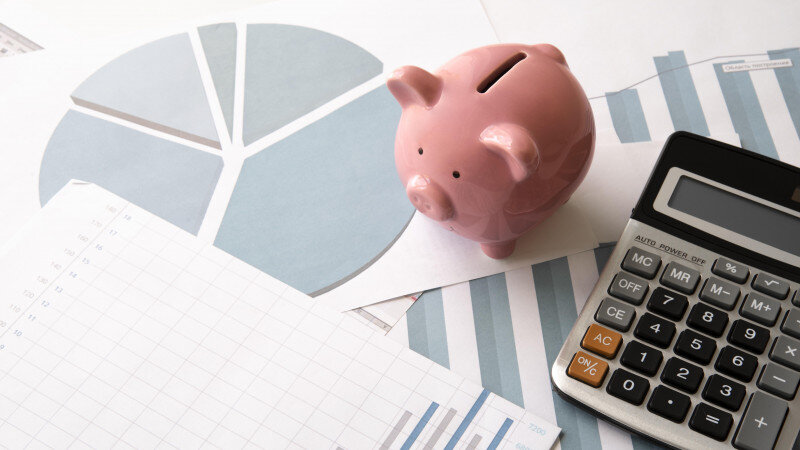     Копилка, графики. Фото: freepik.