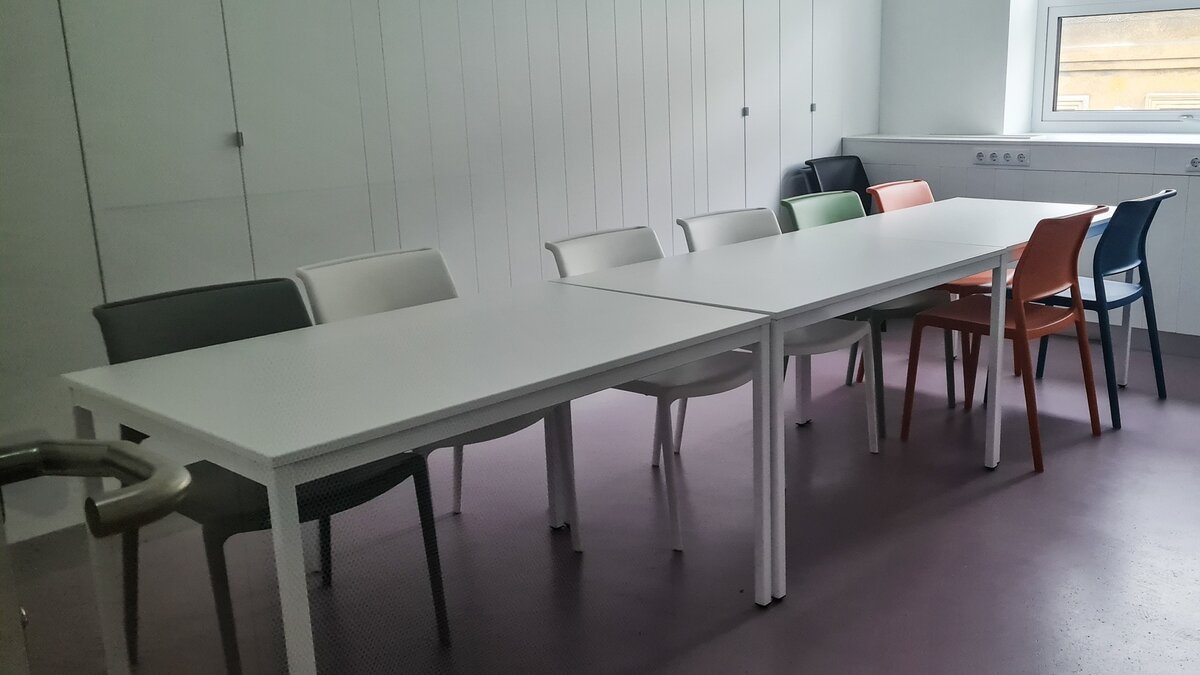     Каждый пятый из опрошенных родителей записывает своего ребенка в возрасте от 3 до 6 лет на школьные подготовительные занятия. Об этом свидетельствуют данные сервиса SuperJob.